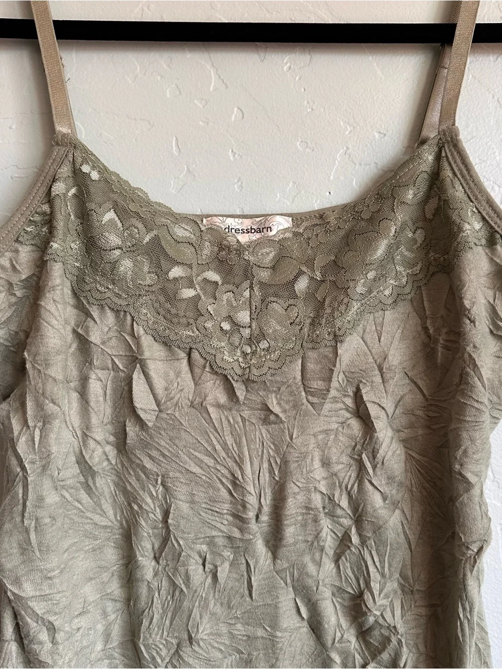 Y2K dressbarn Sage Green Lace-Trim Crinkle Camisole Layering Tank Women Medium - Picture 3 of 6